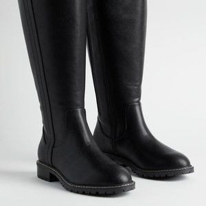 Torrid size Contrast Stitch Knee Boot WW size 11 NWT